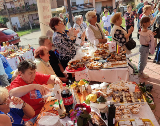 Gutuia și Comorile Toamnei: Un Eveniment Cultural la Petrovasâla